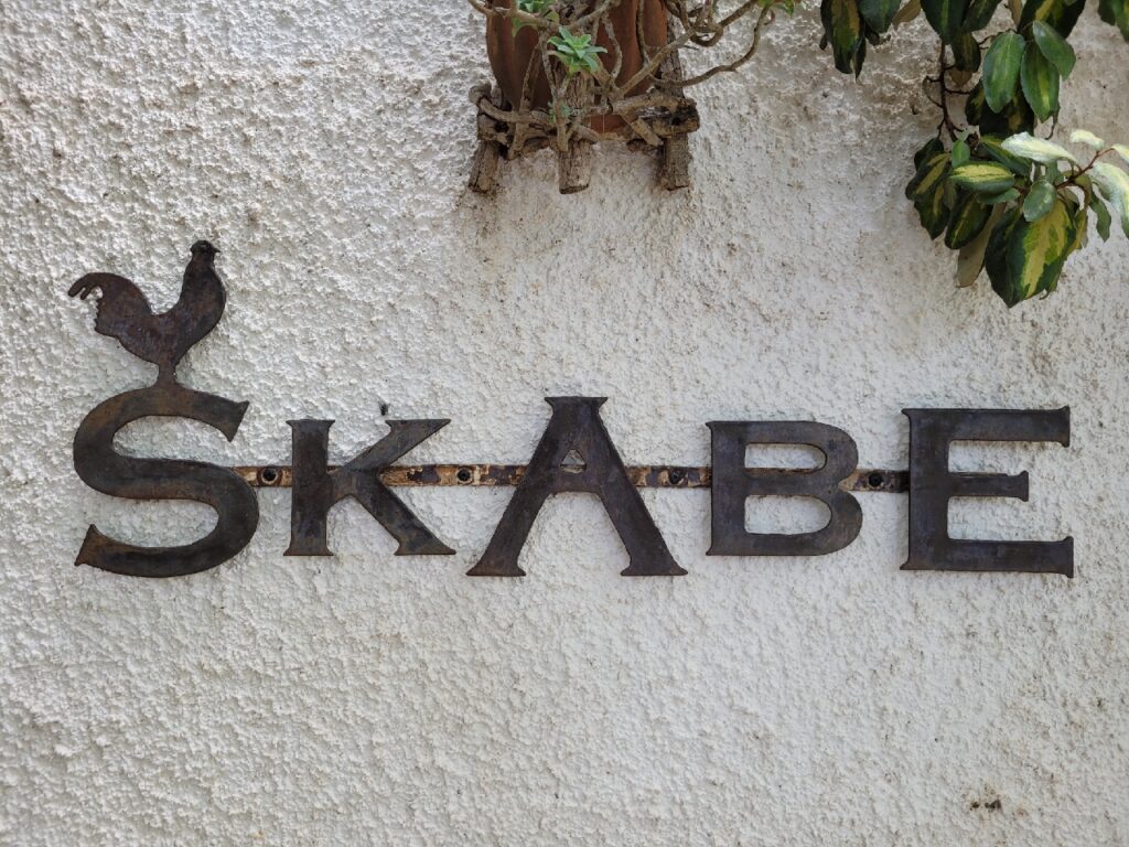 Skabe