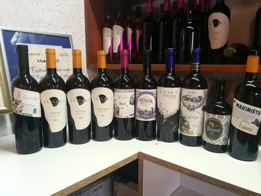 Vina Lunika